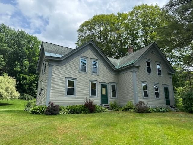 565 Main Street, Warren, VT 05674