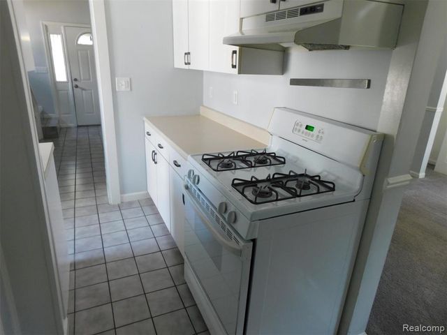 405 N Washington Avenue, Royal Oak, MI 48067