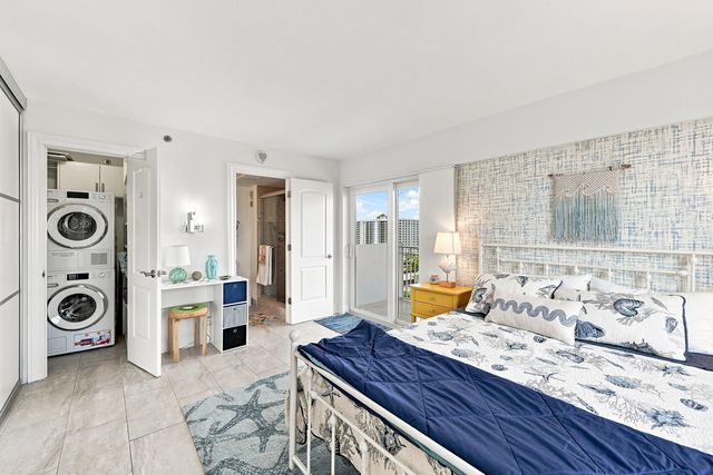 3221 S Ocean Boulevard 902, Highland Beach, FL 33487