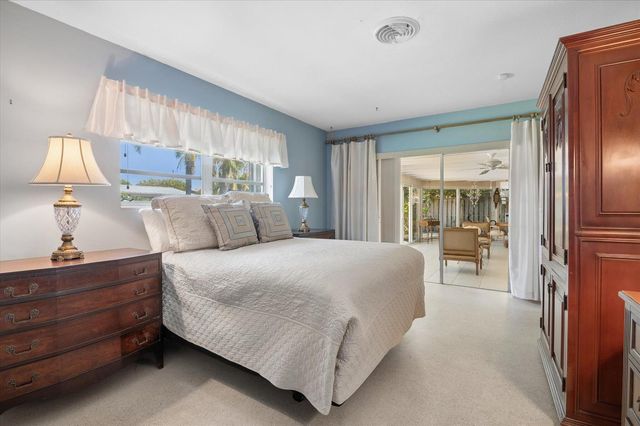 611 SE 11th Street, Pompano Beach, FL 33060