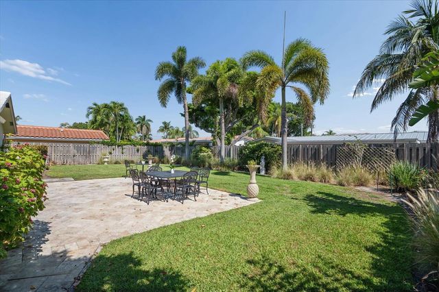 611 SE 11th Street, Pompano Beach, FL 33060