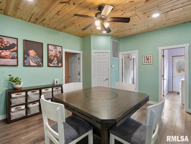 14107 German Church Road, Johnston City, IL 62951