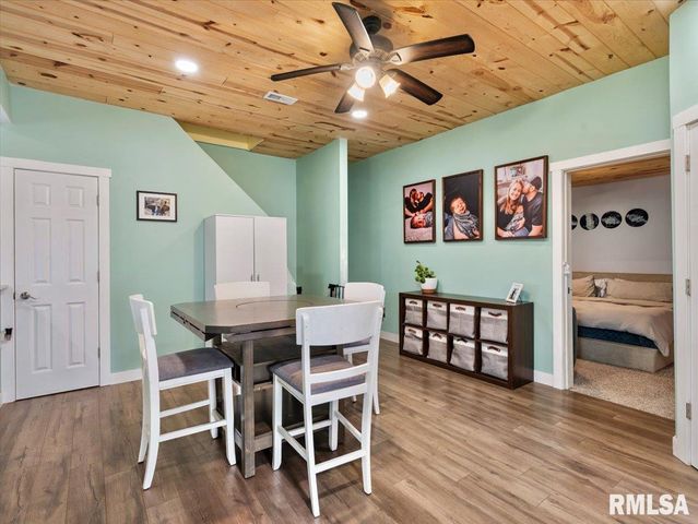 14107 German Church Road, Johnston City, IL 62951