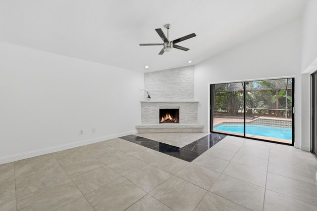 9033 NW 47th Court, Coral Springs, FL 33067