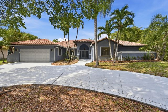 9033 NW 47th Court, Coral Springs, FL 33067