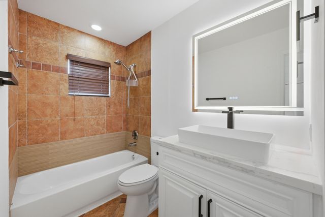 9033 NW 47th Court, Coral Springs, FL 33067