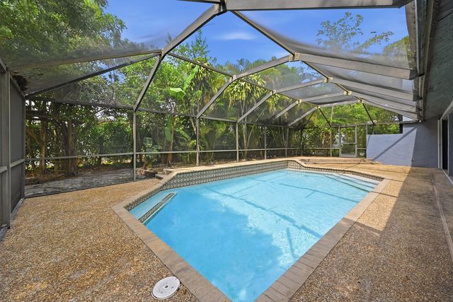 9033 NW 47th Court, Coral Springs, FL 33067