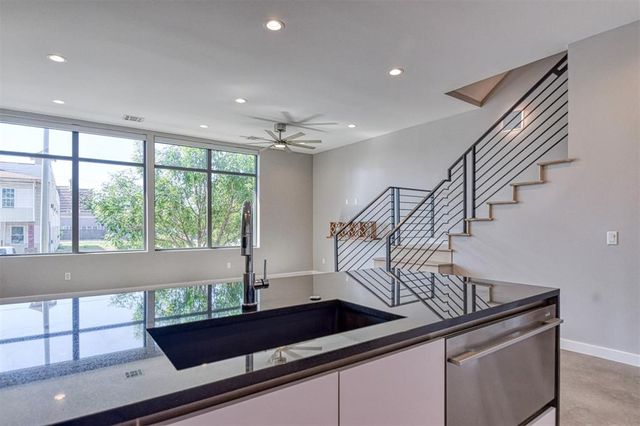 829 NW 6th Street, Oklahoma City, OK 73106