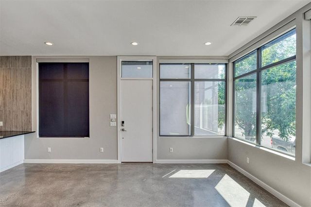 829 NW 6th Street, Oklahoma City, OK 73106