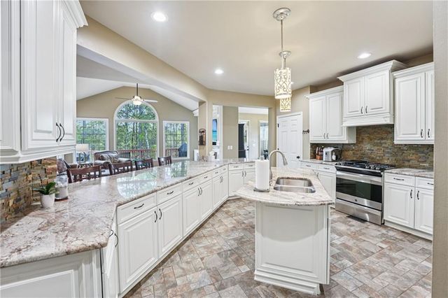 6015 Ansley Way, Suwanee, GA 30024