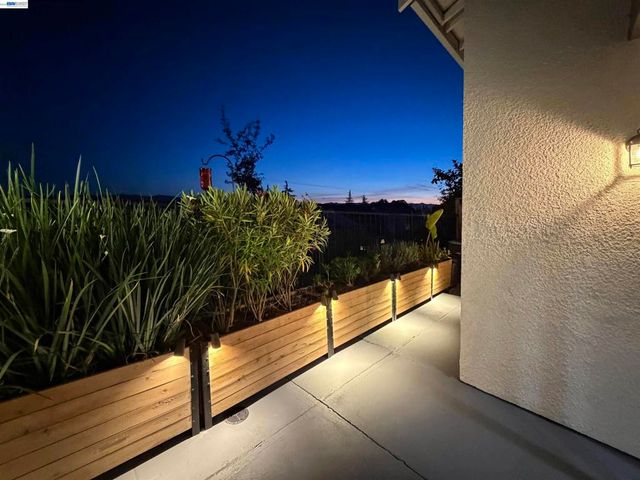 4390 Conejo Dr, Danville, CA 94506