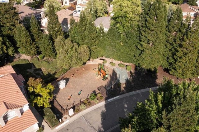 4390 Conejo Dr, Danville, CA 94506