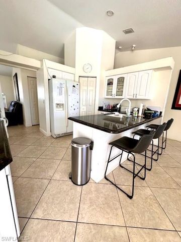 3906 SW 26th CT, Cape Coral, FL 33914