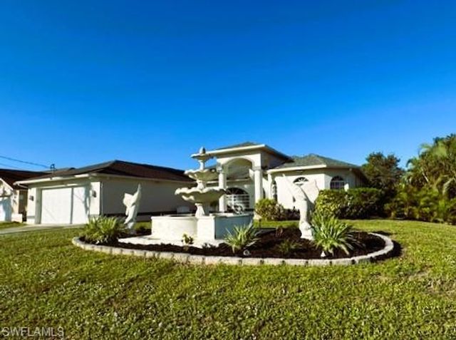3906 SW 26th CT, Cape Coral, FL 33914