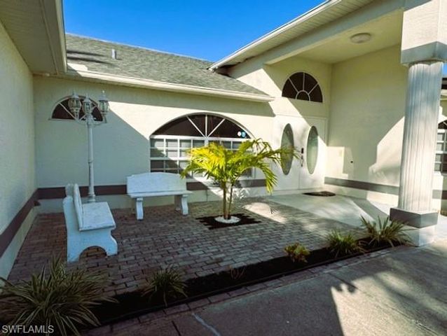 3906 SW 26th CT, Cape Coral, FL 33914