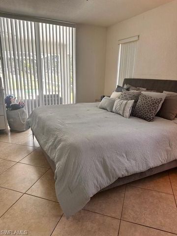 3906 SW 26th CT, Cape Coral, FL 33914