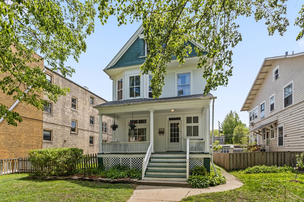 714 Seward Street, Evanston, IL 60202