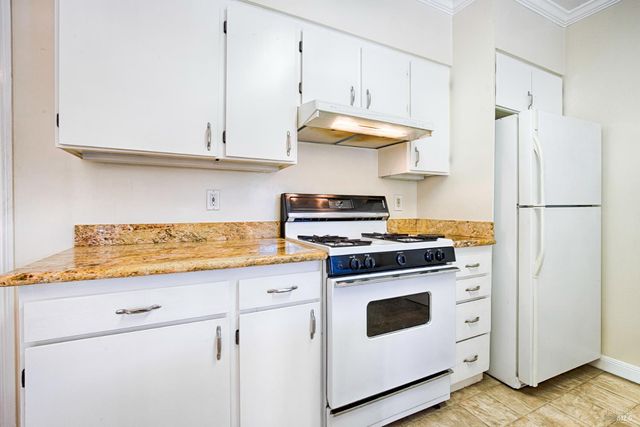 41 Meadow Ave, San Rafael, CA 94901