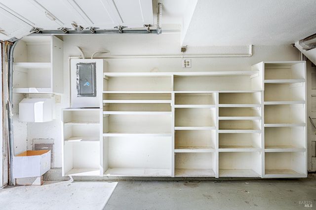 41 Meadow Ave, San Rafael, CA 94901