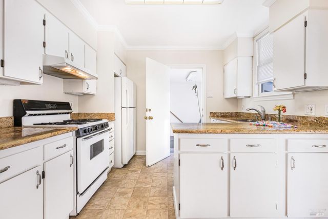 41 Meadow Ave, San Rafael, CA 94901