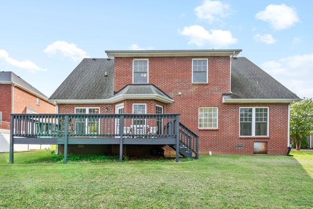 135 Weymouth Ct, Clarksville, TN 37043