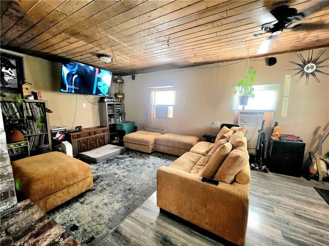 211 Taylor Street, Kingman, AZ 86401