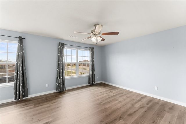 4212 SW Comstock Avenue, Bentonville, AR 72713