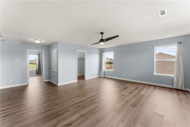 4212 SW Comstock Avenue, Bentonville, AR 72713