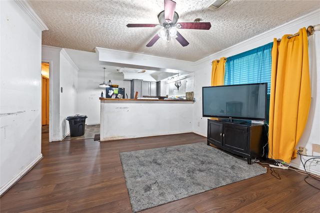 6226 Standing Oaks Street, Houston, TX 77050