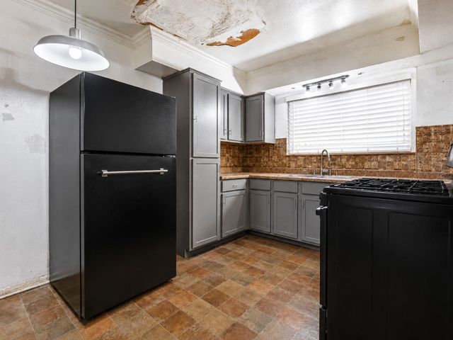 6226 Standing Oaks Street, Houston, TX 77050