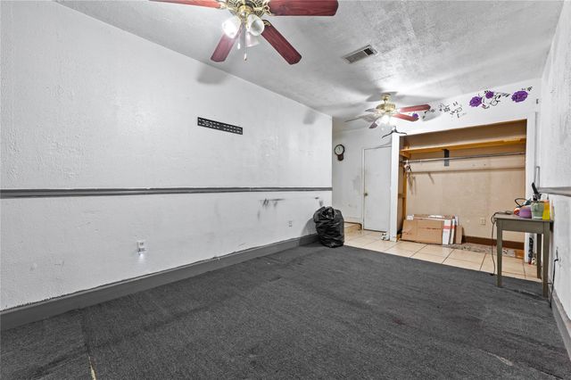 6226 Standing Oaks Street, Houston, TX 77050