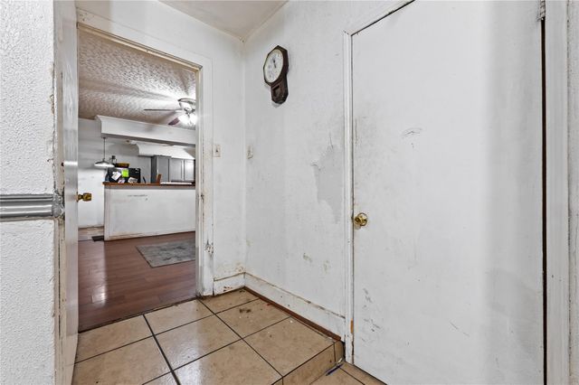 6226 Standing Oaks Street, Houston, TX 77050