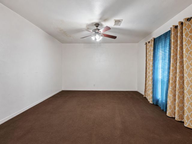6226 Standing Oaks Street, Houston, TX 77050