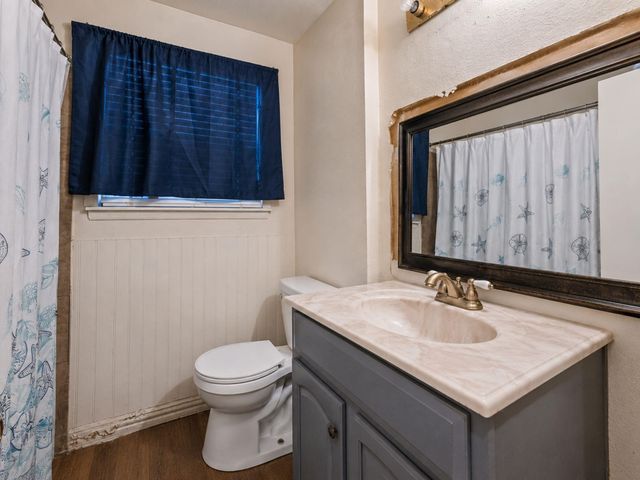 6226 Standing Oaks Street, Houston, TX 77050