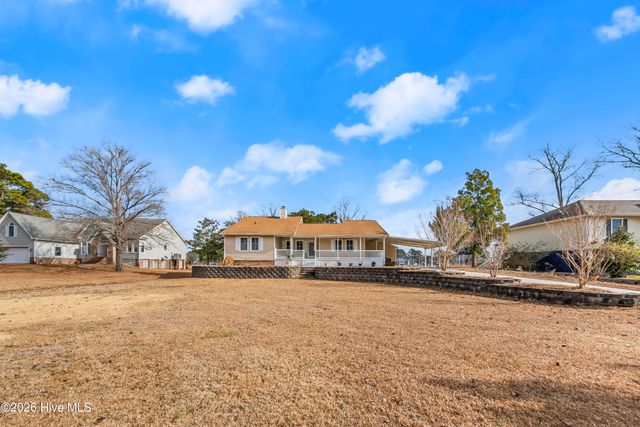 9209 Hornigold Avenue, Oriental, NC 28571