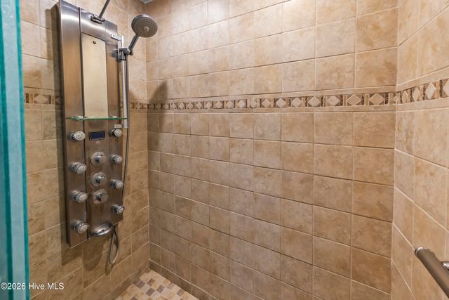 9209 Hornigold Avenue, Oriental, NC 28571