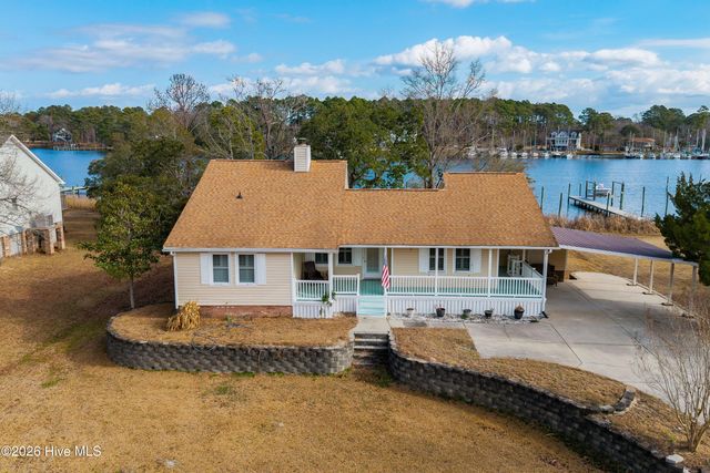 9209 Hornigold Avenue, Oriental, NC 28571