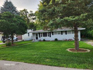 8402 Memory Trail, Wonder Lake, IL 60097