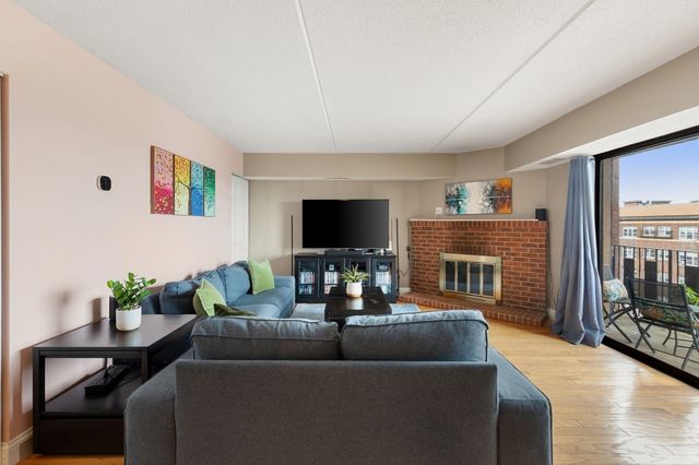 390 Broadway 51, Somerville, MA 02145