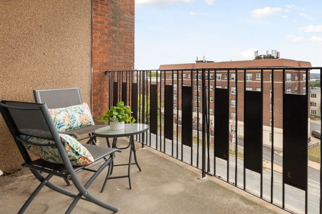 390 Broadway 51, Somerville, MA 02145