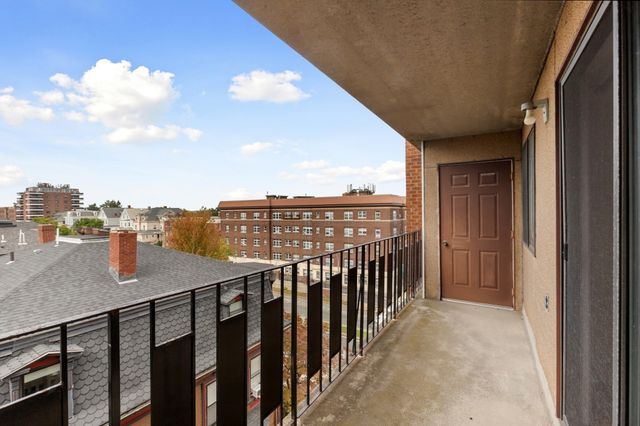 390 Broadway 51, Somerville, MA 02145