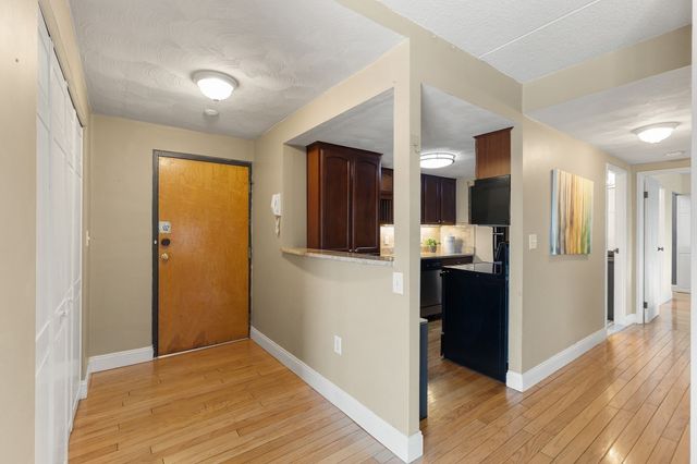 390 Broadway 51, Somerville, MA 02145