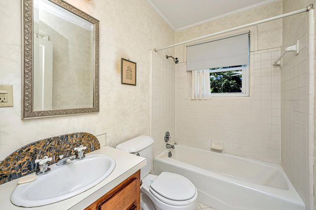 279 Hawthorne Street, Mount Pleasant, SC 29464
