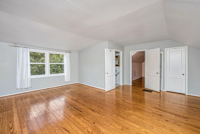 279 Hawthorne Street, Mount Pleasant, SC 29464