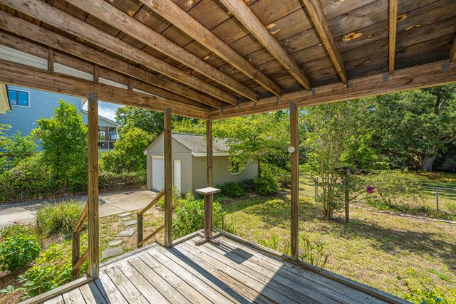 279 Hawthorne Street, Mount Pleasant, SC 29464