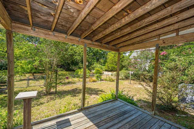 279 Hawthorne Street, Mount Pleasant, SC 29464