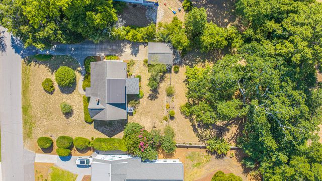 279 Hawthorne Street, Mount Pleasant, SC 29464
