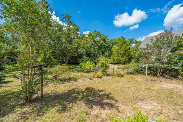279 Hawthorne Street, Mount Pleasant, SC 29464