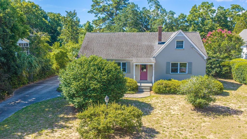 279 Hawthorne Street, Mount Pleasant, SC 29464