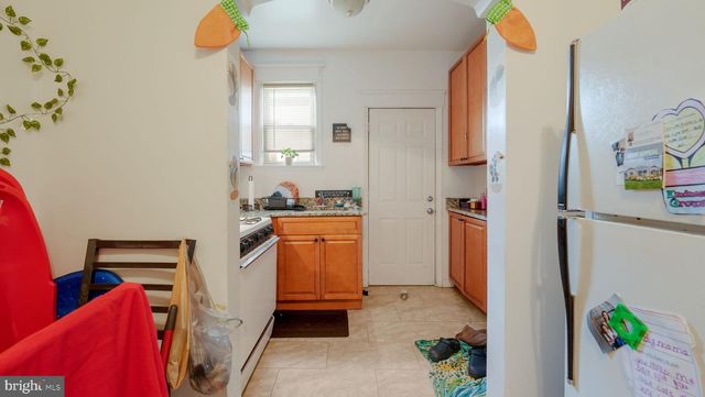 210 POND ST, Bristol, PA 19007